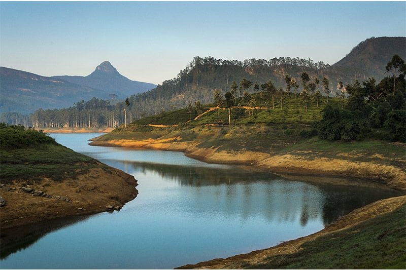 paisaje del centro de las tierras altas de sri lanka y adams peak