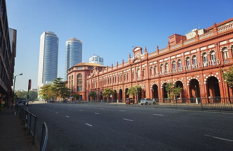 edificio cargills en York Stree y las torres del World Trade Center Colombo Sri Lanka