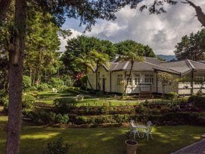 Mirage Kings Cottage jardin y parte trasera