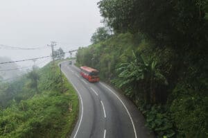 Bus Ella Arugam Bay en itinerario 2 semanas sri lanka