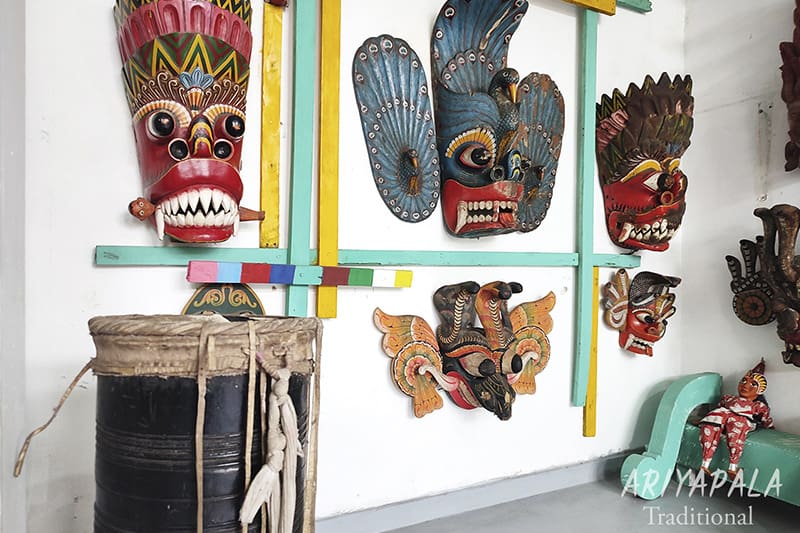 mascaras tradicionales suvenir Sri Lanka que comprar