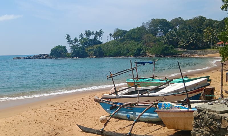 que ver en el sur de sri lanka unawakuruwa beach en Tangalle
