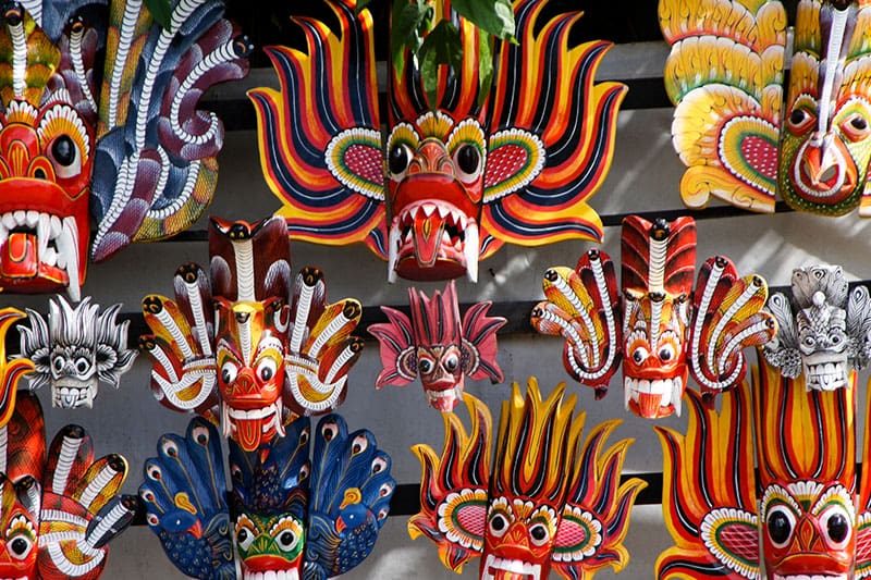 souvenirs sri lanka mascaras Raksha