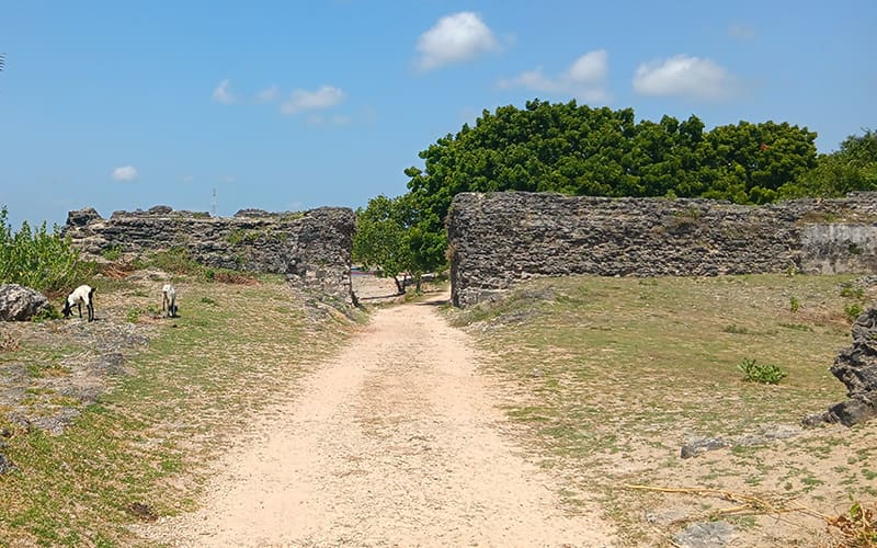 dutch fort ruinas en kayts