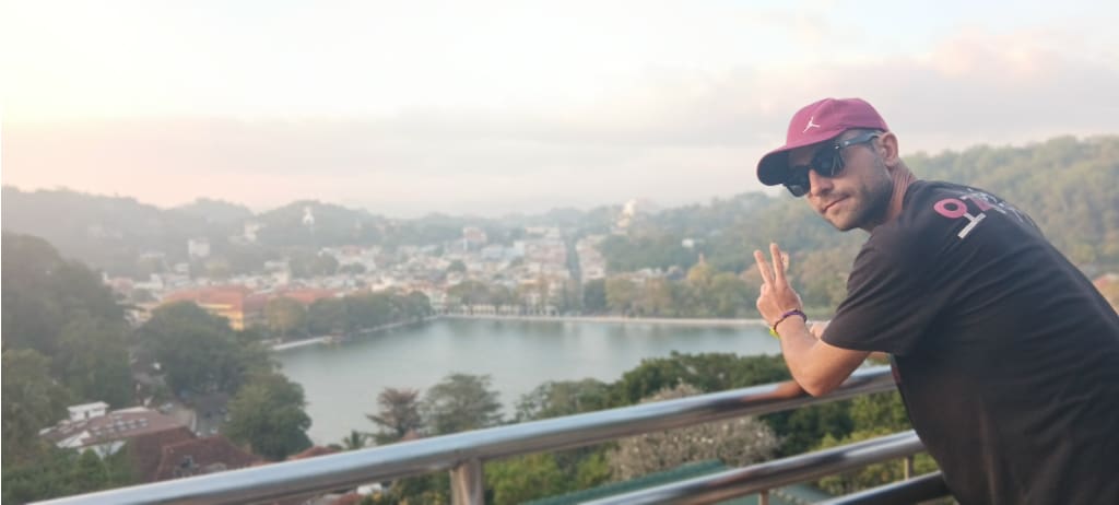 conoceme yo en Kandy