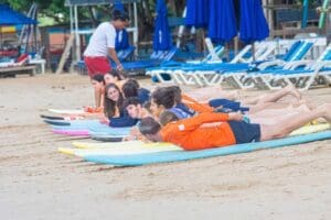 Clase surf Surfers Paradise Weligama