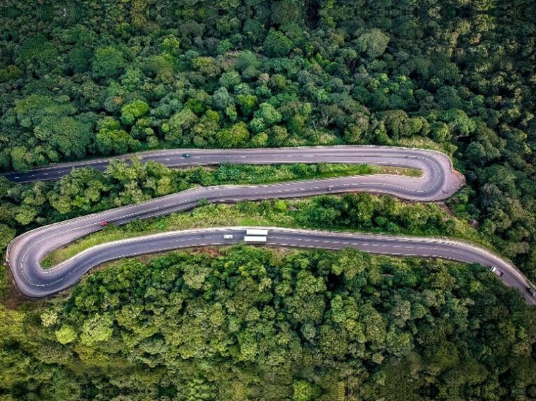 alquilar coche en sri lanka