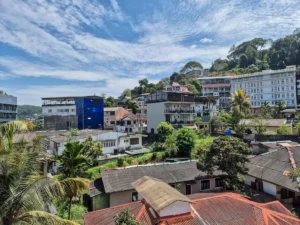 edificio restaurante vitos pizzeria donde comer en kandy