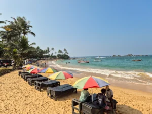 playas sri lanka hikkaduwa beach