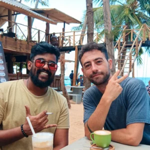 donde comer en trincomalee yo en fernandos market uppuveli beach