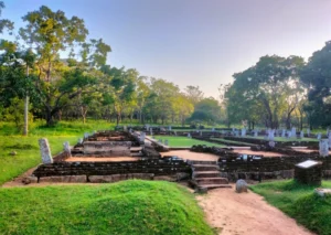 que hacer en mihintale sri lanka ruinas antiguo hospital budista