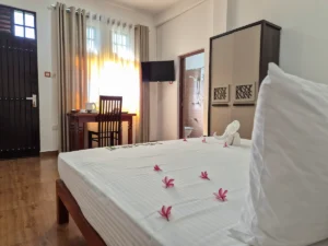 donde dormir en udawalawe habitacion hotel grand toscana