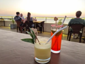 donde tomar algo en negombo sri lanka cocktais sundown rooftop