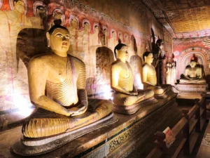 templo de la cueva dambulla 3