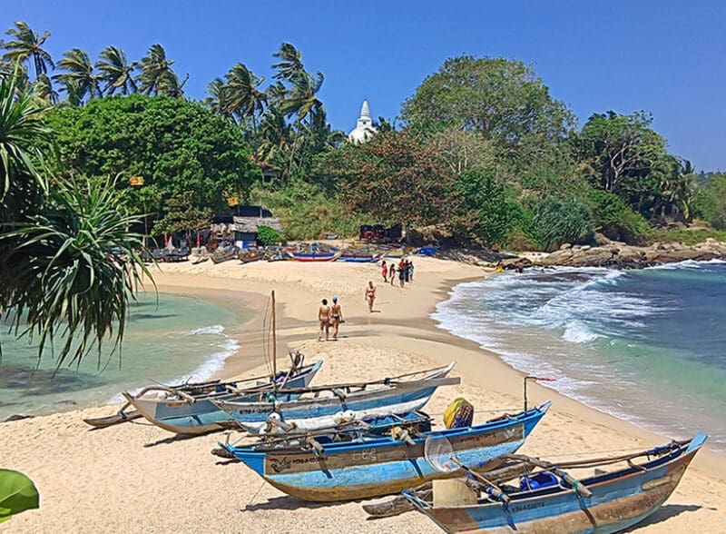 Hiriketiya Beach Blue Beach Island