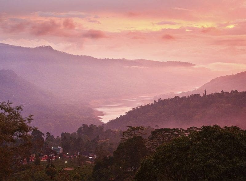 que hacer en Nuwara Eliya sri lanka paisaje al atardecer